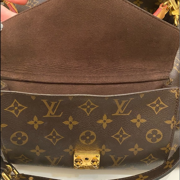 SOLD 🛑Louis Vuitton Métis Hobo Bag - Picture 5 of 16